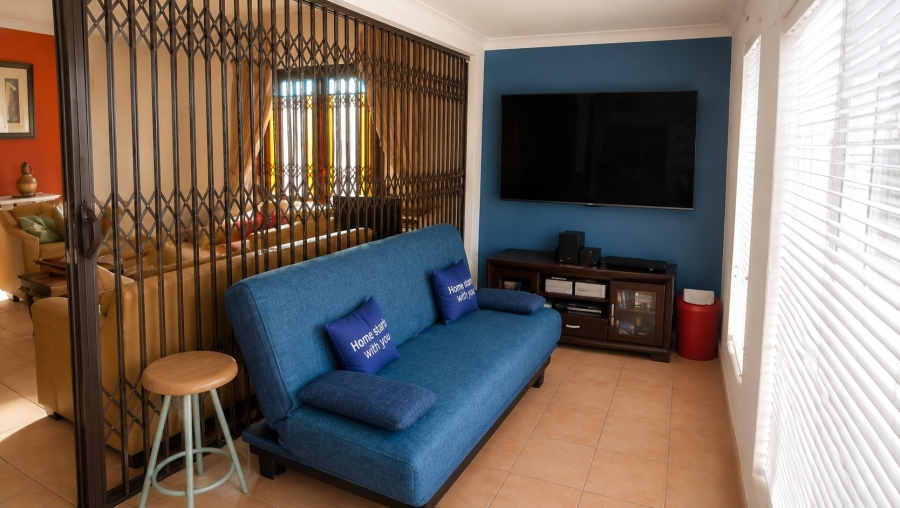 2 Bedroom Property for Sale in Heather Park Western Cape